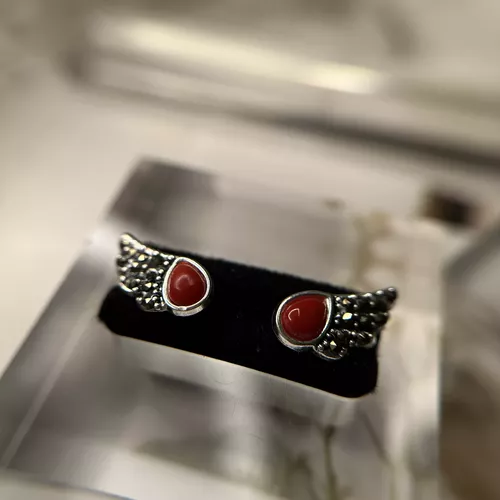 Cercei aripa din argint cu marcasite si piatra rosie 11-1-i59378R