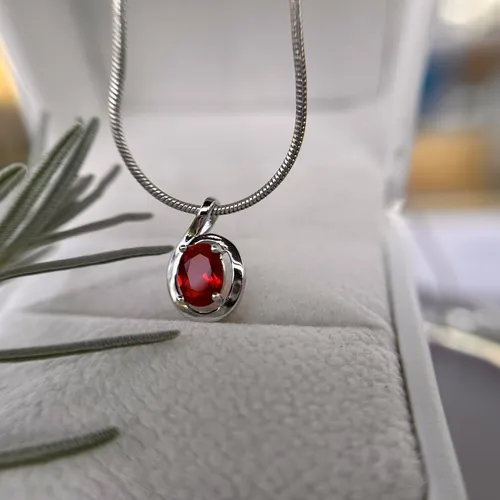 Pandantiv din argint cu zircon rosu oval 17-1-i62154R